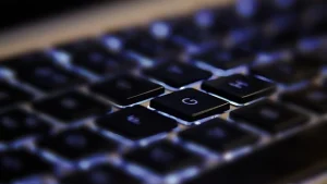 Read more about the article 嫌疑犯Ｘ 上 ——他到底是不是？